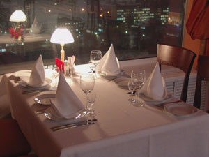 Restaurant, table, serviette, lampe, nuit